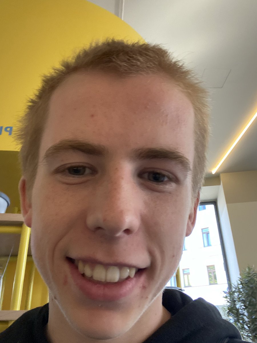 conversejunge's tweet photo. Ich erhole mich gerade von einem buzz Cut wie findet ihr ? https://t.co/b1knM8sAWm