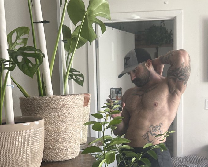 I don’t want to go to work https://t.co/Jte1psqNA3