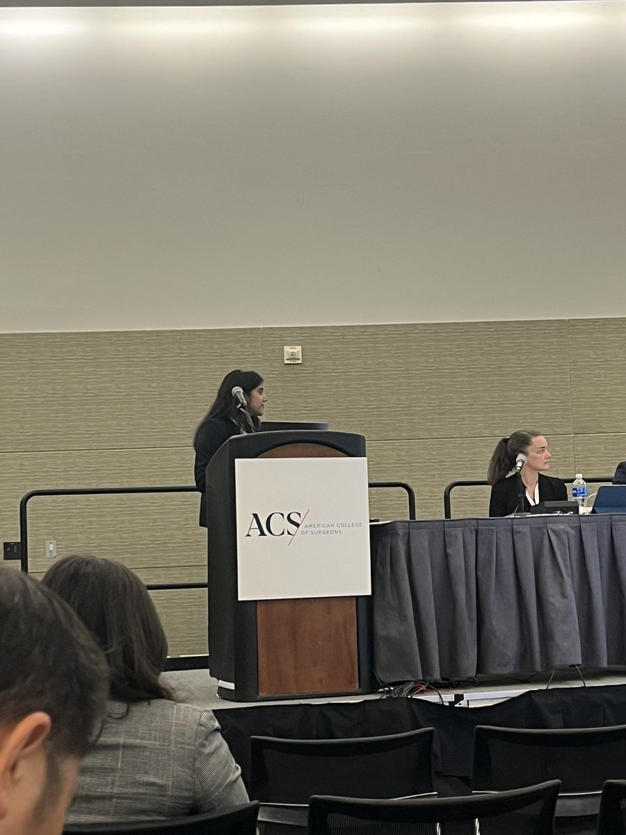 EstherJiinOh's tweet photo. @stankalatamd @AndrewMIbrahim @susieQP8 @bfry04 @MSQC_COHR @emilyelisaevans @MeganJaneway @DrJohnScott Day 2 of #ACSCC23! 😊Thrilled to see @sherrithumma present her work from the @MSQC_COHR lab on PRO and patient experiences in ventral hernia surgeries.
@MSU_Osteopathic you are SO lucky to have her as your student!! 😌 @UMichCHOPFellow @AndrewMIbrahim https://t.co/T9dsLKqnbW