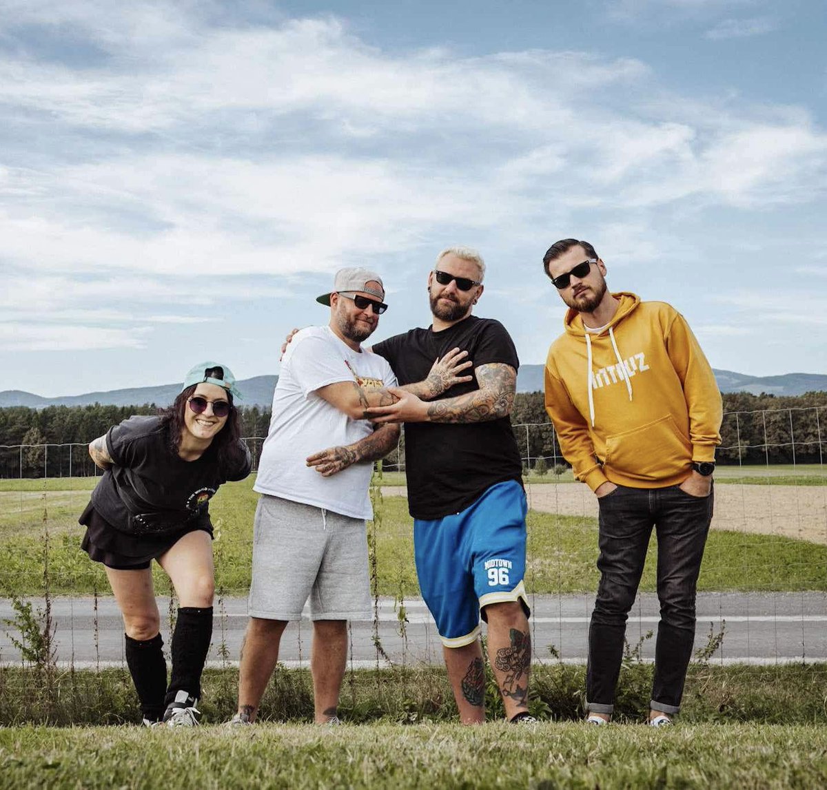 3 last gigs of 2023 and then we write new songs! Bydgoszcz, Warszawa and Leipzig Let’s go! #thisisfine