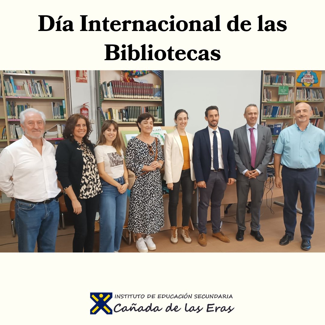 ieseras's tweet photo. Hoy hemos explicado todo sobre nuestro Club de Lectura de Profesores a la subdirectora general de coordinación bibliotecaria, Laura Guindal, al director general de patrimonio cultural, José Francisco Lajara y al director de la BRMU, Juan José Lara. #DiadelasBibliotecas https://t.co/pbSLkg7SfX