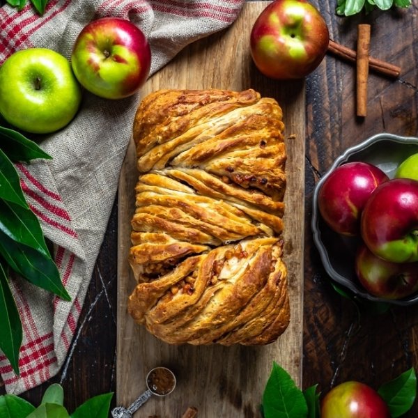 msbc90's tweet image. #APPLE #DONUT #FRITTER #OVERNIGHT PULL APART #BREAD-$13.95

The #ultimate #Christmas #morning #freshly #baked #breakfast bread in pull apart #fashion and #appropriately #names after it's #fried Apple Fritter Donut #Sister
shop.doyoubake.com/?affiliate=msb…