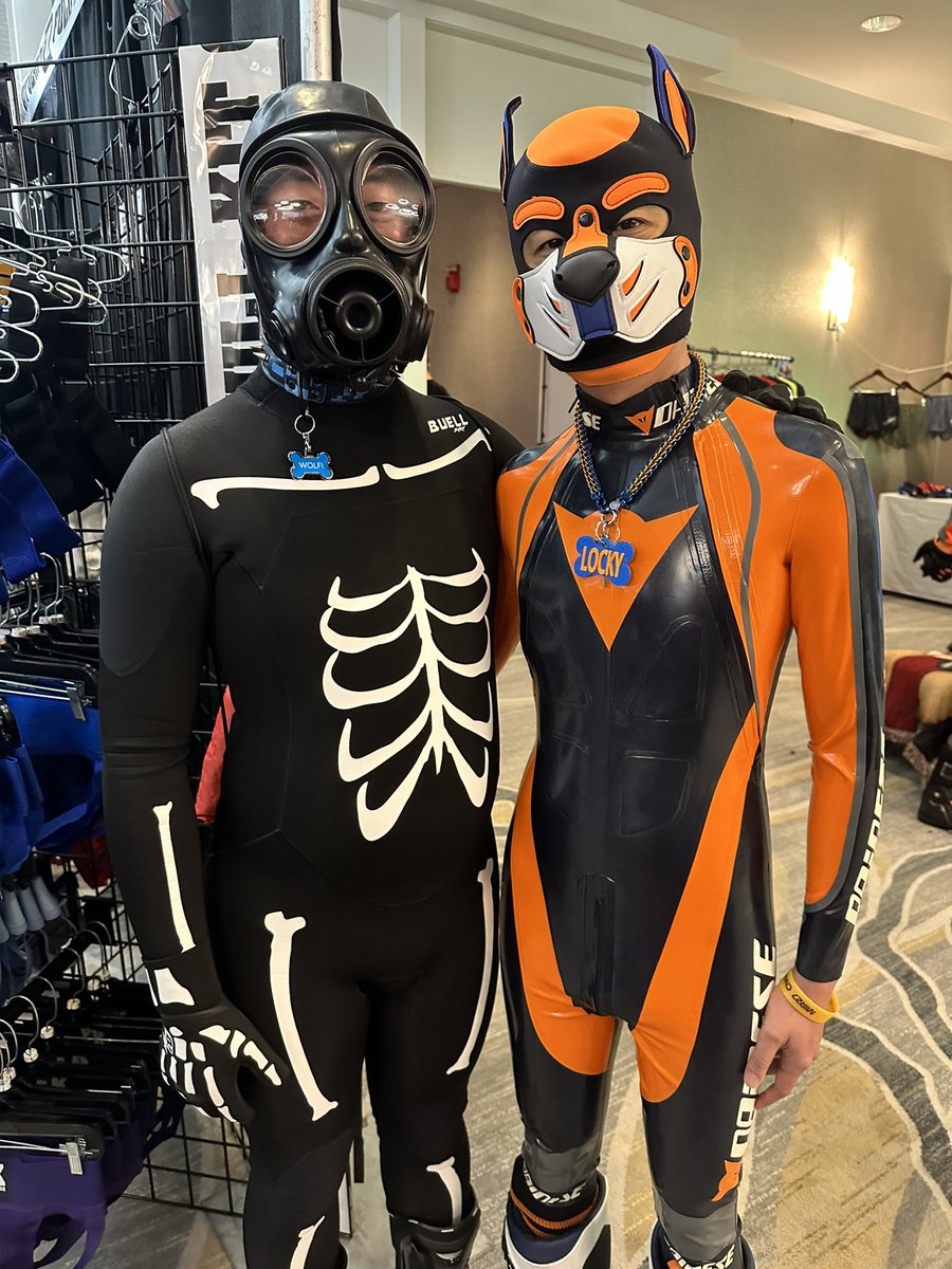 For those of you who have mistaken me for <a href="/LockyPup/">LockyPup🇦🇺🔜London, Melbourne, FolsomEU, MIR</a>, this is proof that we don’t look alike at all! 😜

P.S. I also don’t look like <a href="/PupStampy/">Pup Stampy</a>! Pics to follow.
