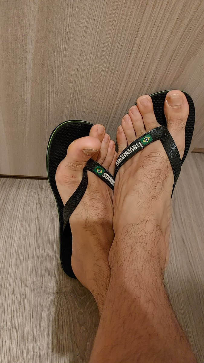 I found my slippers...

#feet #feetjob #feetpic #feetlover #feetloversheaven #feetgram #feetmodel👣 #heatonfeetgang #instalovefeet #gayfeetlove #gayfeet #feetcontent #feet_pic