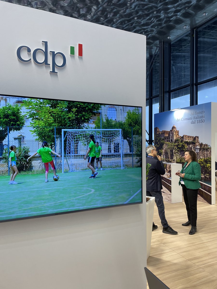 GruppoCDP's tweet image. Da oggi fino al 26 ottobre siamo a #Genova per la 40ª assemblea annuale @comuni_anci. #Entilocali e Istituzioni potranno incontrare gli esperti CDP per approfondire prodotti e soluzioni di finanziamento.

Scopri di più: bit.ly/CDP_AssembleaA…
#ANCI2023