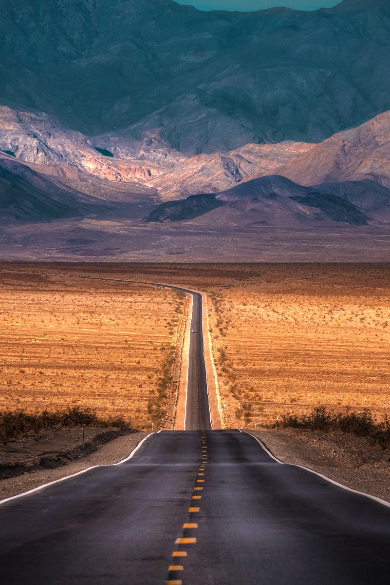 This is by far the longest stretch of road I have ever seen. It really does make you realize how small you are in the grand scheme of things, but it doesn't make you feel insignificant, if that makes any sense? Btw it was 128 degrees this day, I can totally see where someone