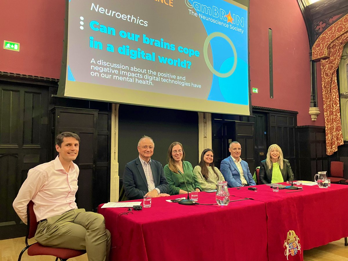 On now @CamBrainCNS Neuroethics debate ‘Can our brains cope in a digital world?’ Chaired by @psalmotoxin, organised by @AmyCourtneyy w/ Peter Jones @OrbenAmy @micol_spitale Gordon Harold & @BJSahakian @psychiatry_ucam @mrccbu @Cambridge_CL @CamEdFac @MRC_LMB @UnivCamPharm