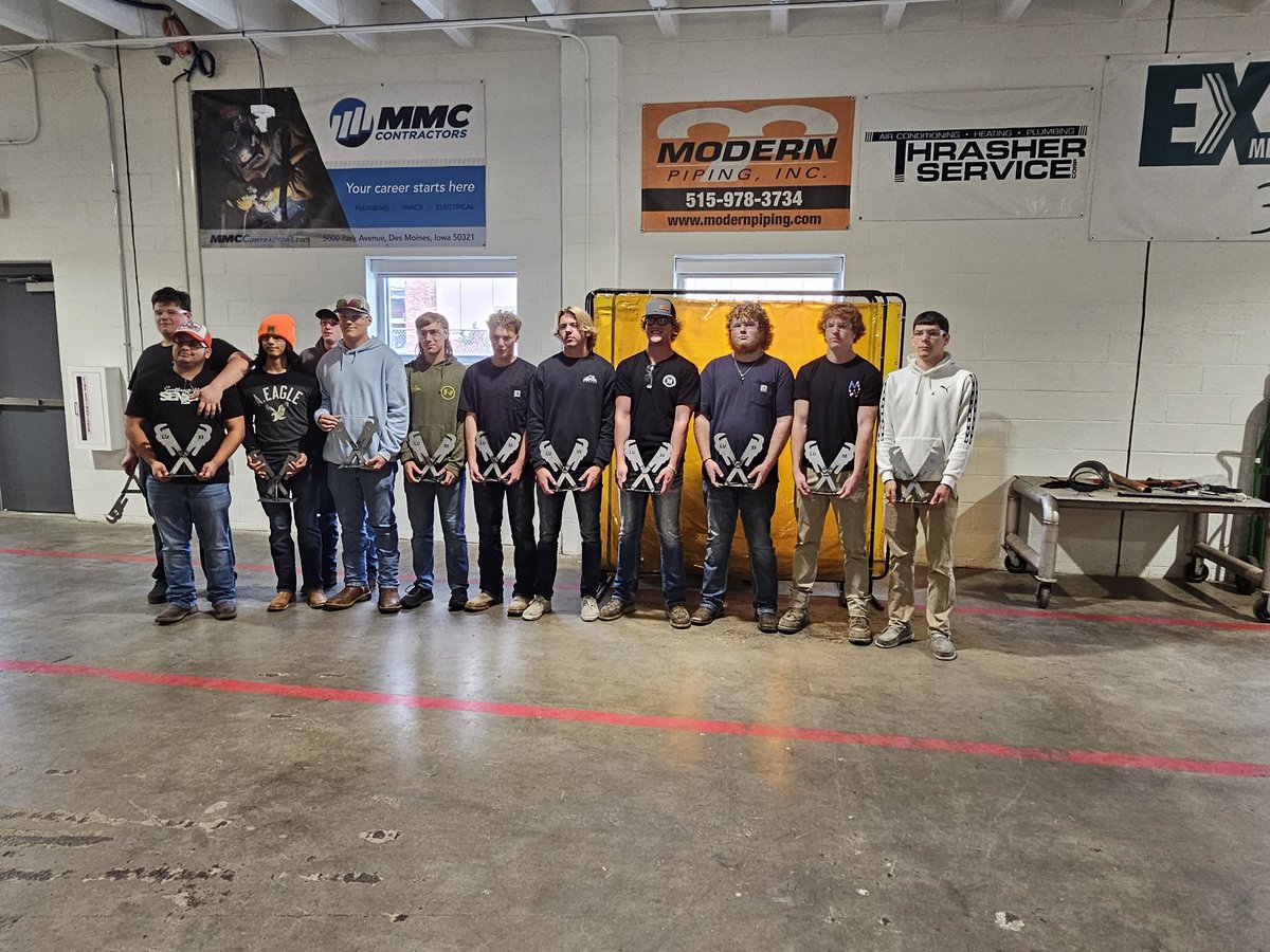 Tour of the Trades today. More hands on experience for our students. Thanks to the Carpenters 106, Local 33 Plumbers &amp; Steamfitters, and the DSM Electrical Apprenticeship. Special thanks to the 33 for lunch.  #1SEP <a href="/ualocal33/">Plumbers & Steamfitters Local Union 33</a> <a href="/NCSRCCarpenters/">NCSRCC Carpenters</a> <a href="/electrical_des/">Des Moines Electrical Apprenticeship</a>