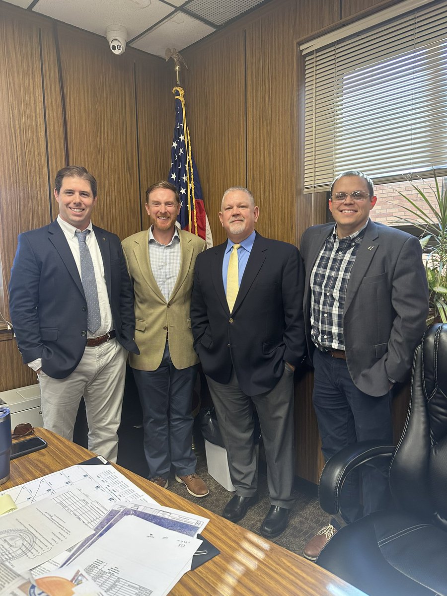 mccuskeyforwv's tweet photo. Wayne county checkbook is live!  We started a transparency revolution in WV to empower taxpayers, the media and our decision makers, and we’re proud to partner with Wayne in continuing our March to all 55 counties!

We’ve made WV the most #transparent state in America - an astounding feat that wouldn’t have been possible without dedicated local officials, commisssioners, mayors, sheriffs and clerks- thank you to all! 

https://t.co/W3glYv9bzG