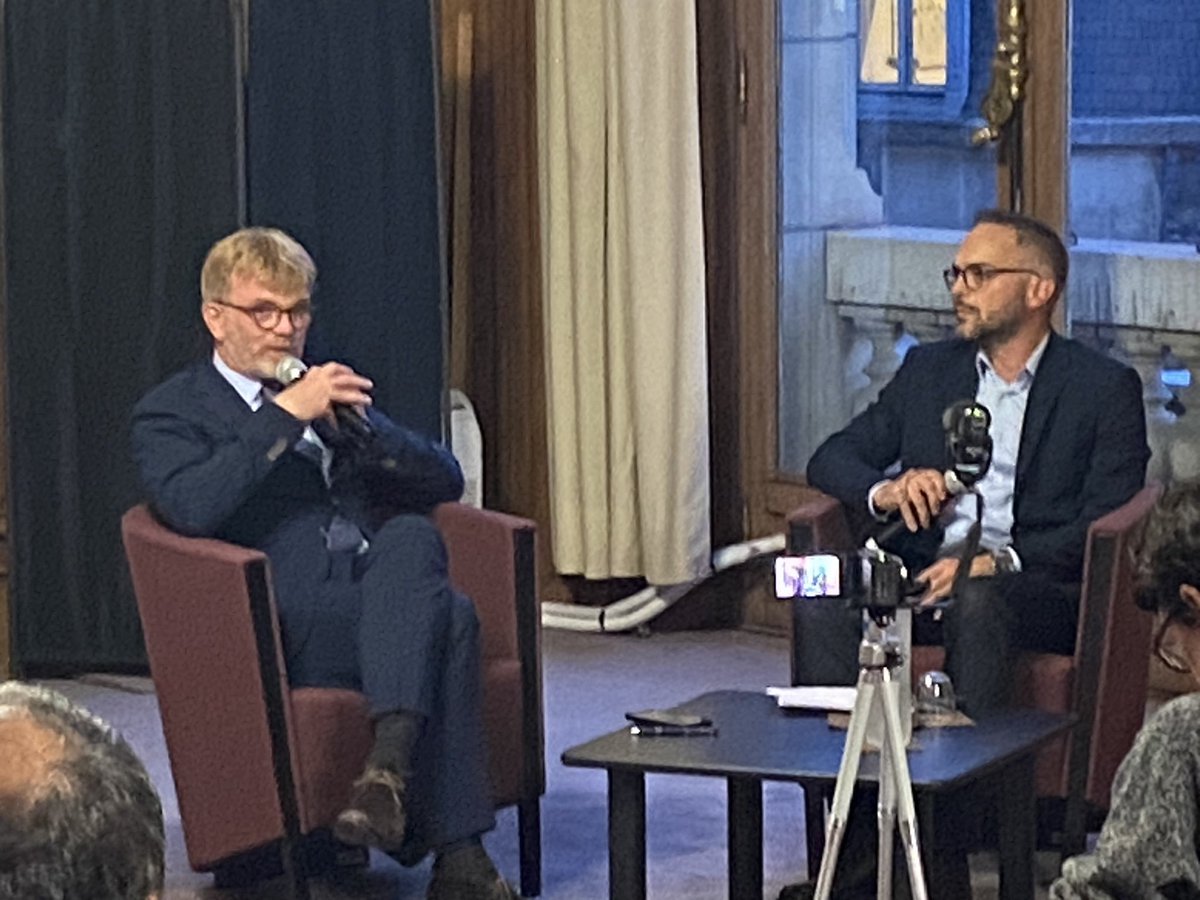 Pour <a href="/MFesneau/">Marc Fesneau</a>  répondre aux enjeux #alimentaires et #environnementaux doit logiquement se répercuter sur la #valeur des #produits. Les #prix bas ne peuvent être le paradigme comme par le passé <a href="/afja1/">AFJA</a> <a href="/ACahuzac/">Adrien Cahuzac</a>  @agrapresse <a href="/nicole_ouvrard/">Nicole Ouvrard</a>