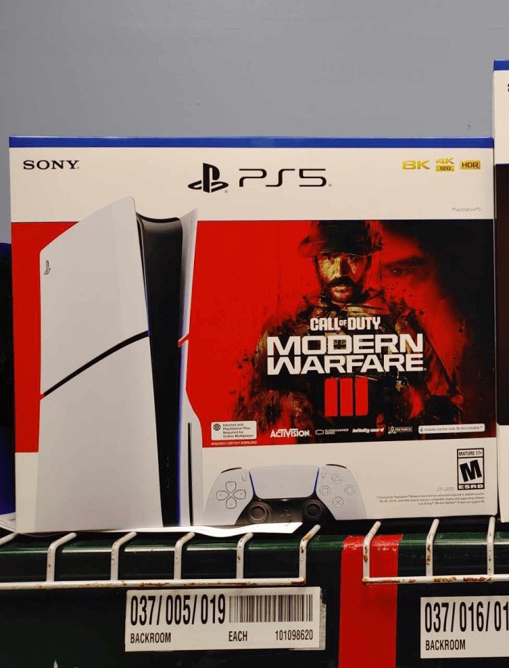 A Modern Warfare 3 PS5 slim bundle has been spotted in the wild