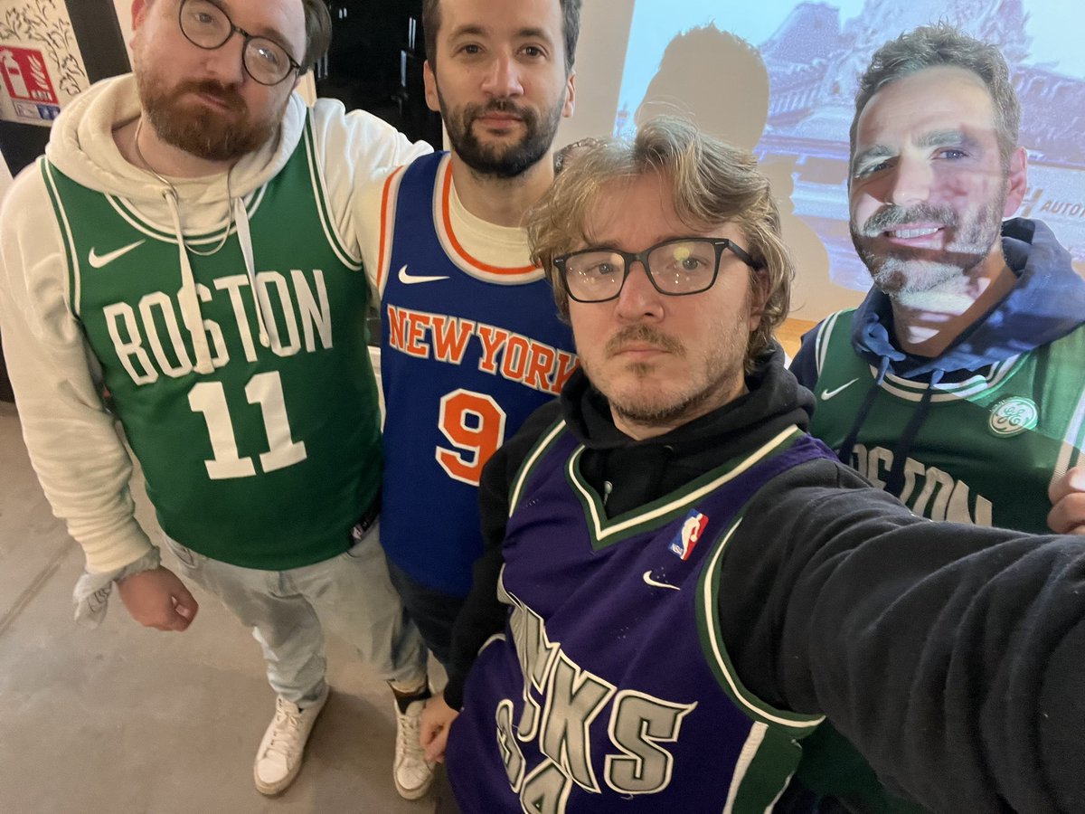 mathieucrucq's tweet photo. Ambiance très NBA pour les 2 jours de séminaire @BrainsonicParis (à l’occasion de nos 20 ans 🎂) 

Coucou @OliBarney @ABosquette @DemancheB https://t.co/nNUEWfmIb0
