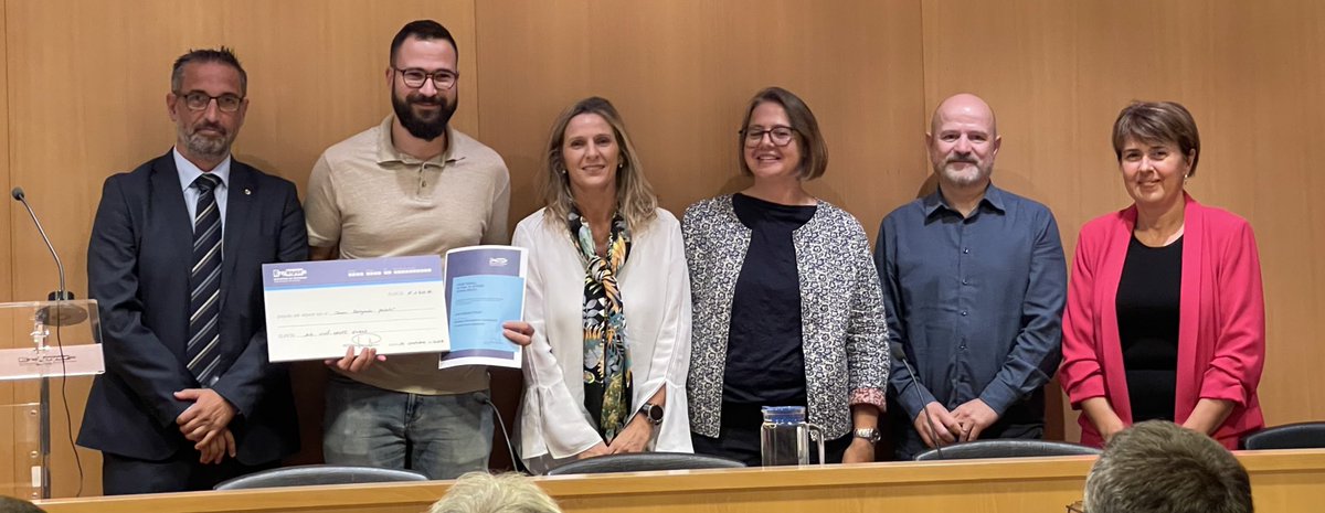 Al final 4 #TFM’s de #Masterengind s’han presentat pel #PremisGironaEIC… i el premiat ha estat en <a href="/joan__dp/">Joan DP</a> tutoritzat per <a href="/AndreaBikfalvi/">Andrea Bikfalvi</a> i Marc_Pons (dotació de 1.800 euros) #AprenEPS #ViuEPS. Paraules entrenyables pels professor@s que ha tingut durant la carrera