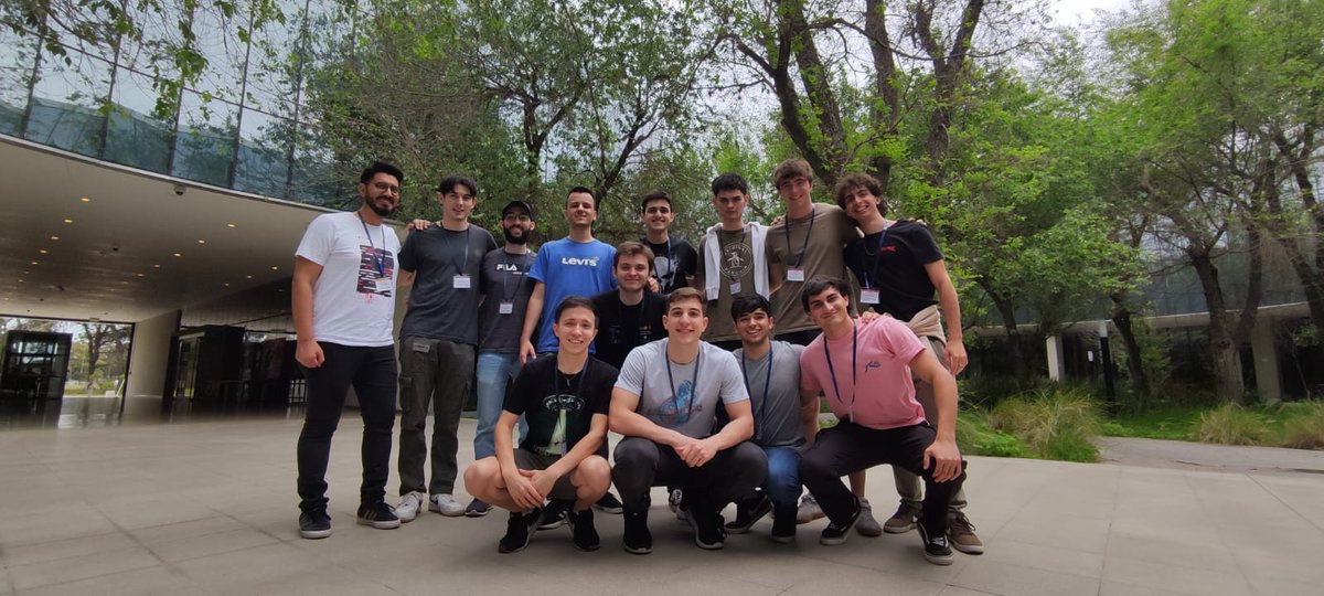 ISIFRSF's tweet photo. El sábado pasado, la UTN FRSF participó en la competencia regional de programación ICPC 💻🏆 
¡Orgullo total por nuestros estudiantes y su pasión por la programación! 👏🎉 https://t.co/P9X5LmY8dQ