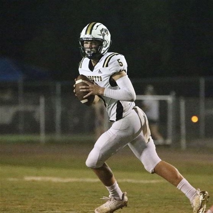 CSmithScout's tweet photo. #PRZTN Week 11 Rankings: Small Sch. Top 10

1. @SPHSPIRATES 
2. @MCWarriors1 
3. @moorecofootball 
4. @LorettoFootball 
5. @DresdenFootball 
6. @MitchellHigh_FB
7. @LewisFootball 
8. @er_football 
9. @HuntingdonFB 
10. @york_institute 

https://t.co/K9Dfv8tMi9

#CSS  #PRZ https://t.co/gwCzTdrhZC