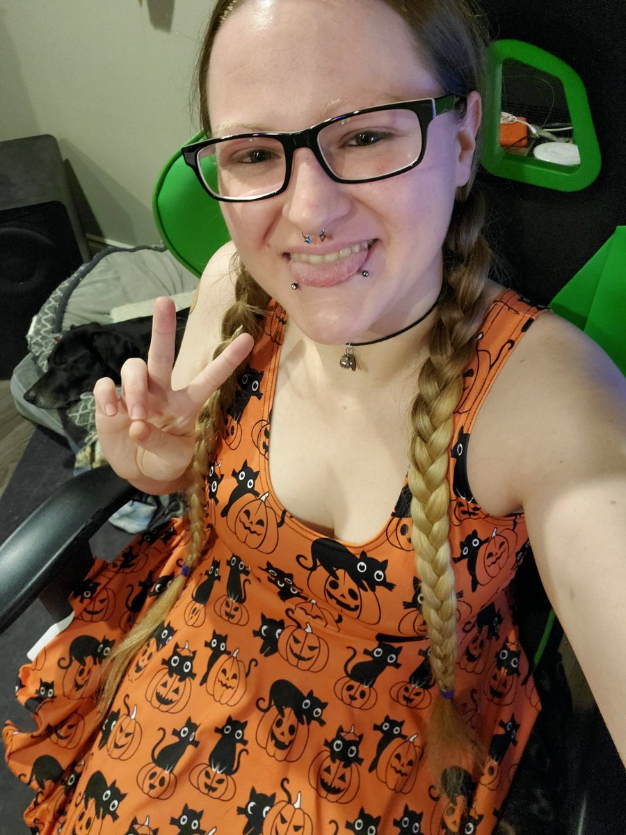 NanoKitteh's tweet photo. 😸 #blackmilkclothing https://t.co/S3ueAR8vtx