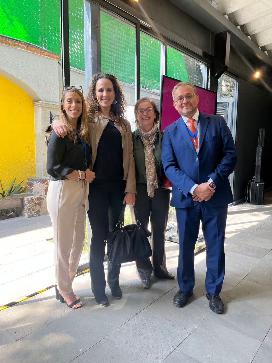 CONVIVES_mx's tweet photo. CONVIVES estuvo presente en el evento "Oportunidades de la Autoproducción de  vivienda" junto con el Centro Terwilliger, New Story México y la Universidad Panamericana. En donde se realizó un estudio sobre las condiciones de mercado de la autoproducción en la CDMX. @JackieVQ https://t.co/EodweqVGuq