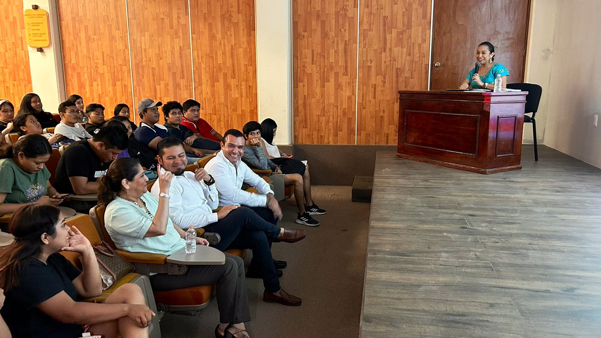 Desde el Instituto Tecnológico Superior de Calkiní la Coordinadora de esta Comisión <a href="/GildaSegovia4/">GildaSegoviaC</a> presenta el ABC de la rendición de cuentas, evento coordinado con la <a href="/Cotaipec/">Cotaipec</a>