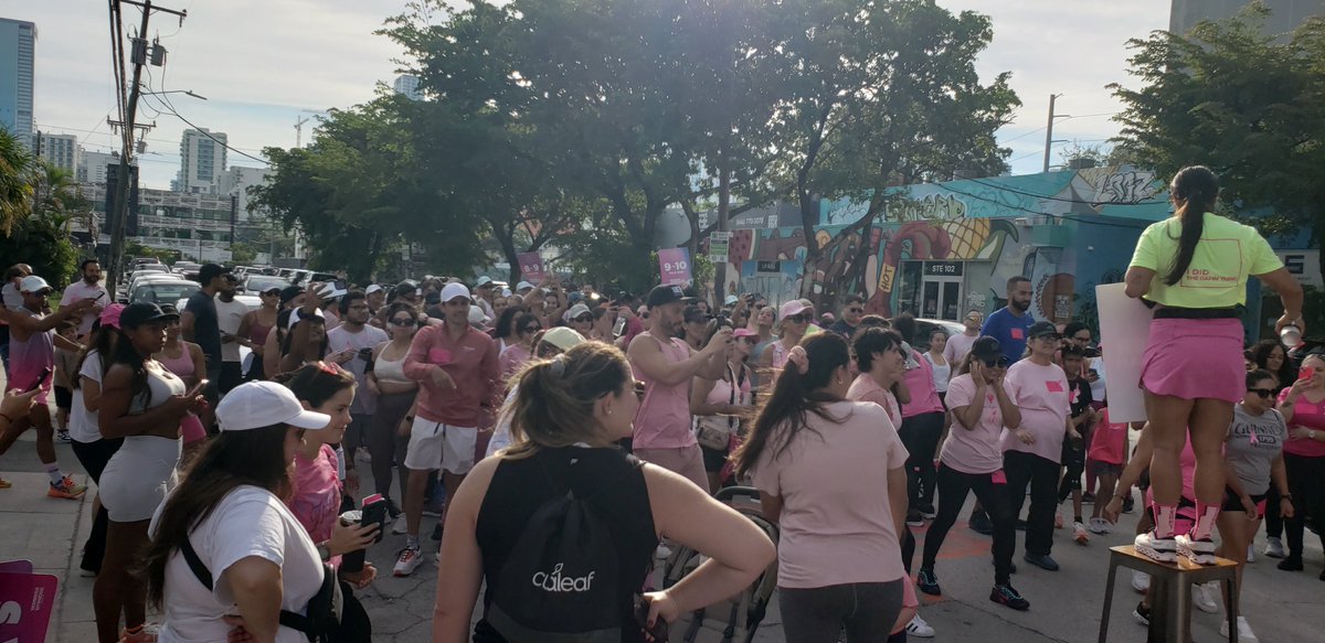 Curaleaf_Inc's tweet photo. We were proud to help make an impact by joining forces with Suds for Bud, @impactonepink, & Women Run Wynwood at their Miami event last weekend. Our #Curaleaf #FL stores also continue to take donations throughout Oct. so we can continue to #ImpactOne together. @curaleaffl #ONEcuraleaf #BCAM 

📸: Matthew K. (Marketing Associate)