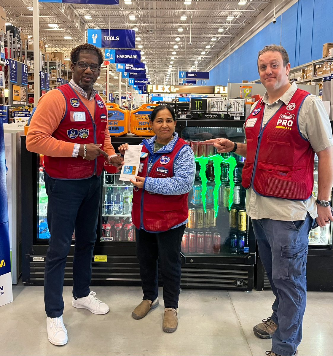 Lowes of Leesburg #3154 tweet media