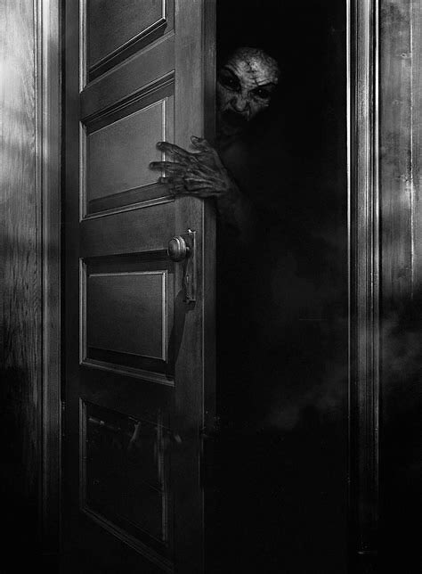 Annie_MB01's tweet photo. Beware of
The
#Thumps
In your
Dark
Bedroom
Closet
#enneadpoet https://t.co/I67IBOyt7P