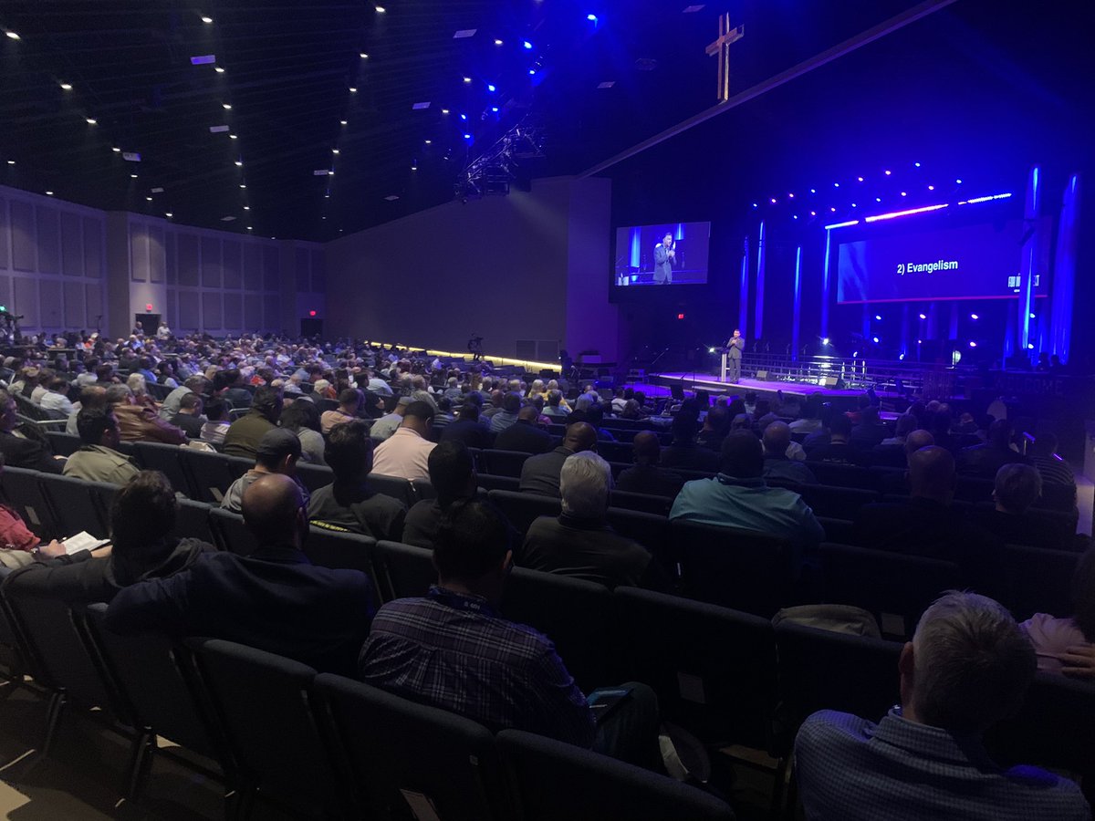 kevezell's tweet photo. Honored to be at the @californiasbc annual convention. @Pastorpete72 is doing an amazing job leading and celebrating Gods faithfulness and incredible partnerships.  We really are better together 
Grateful for this partnership. https://t.co/PVVHwyBHAZ