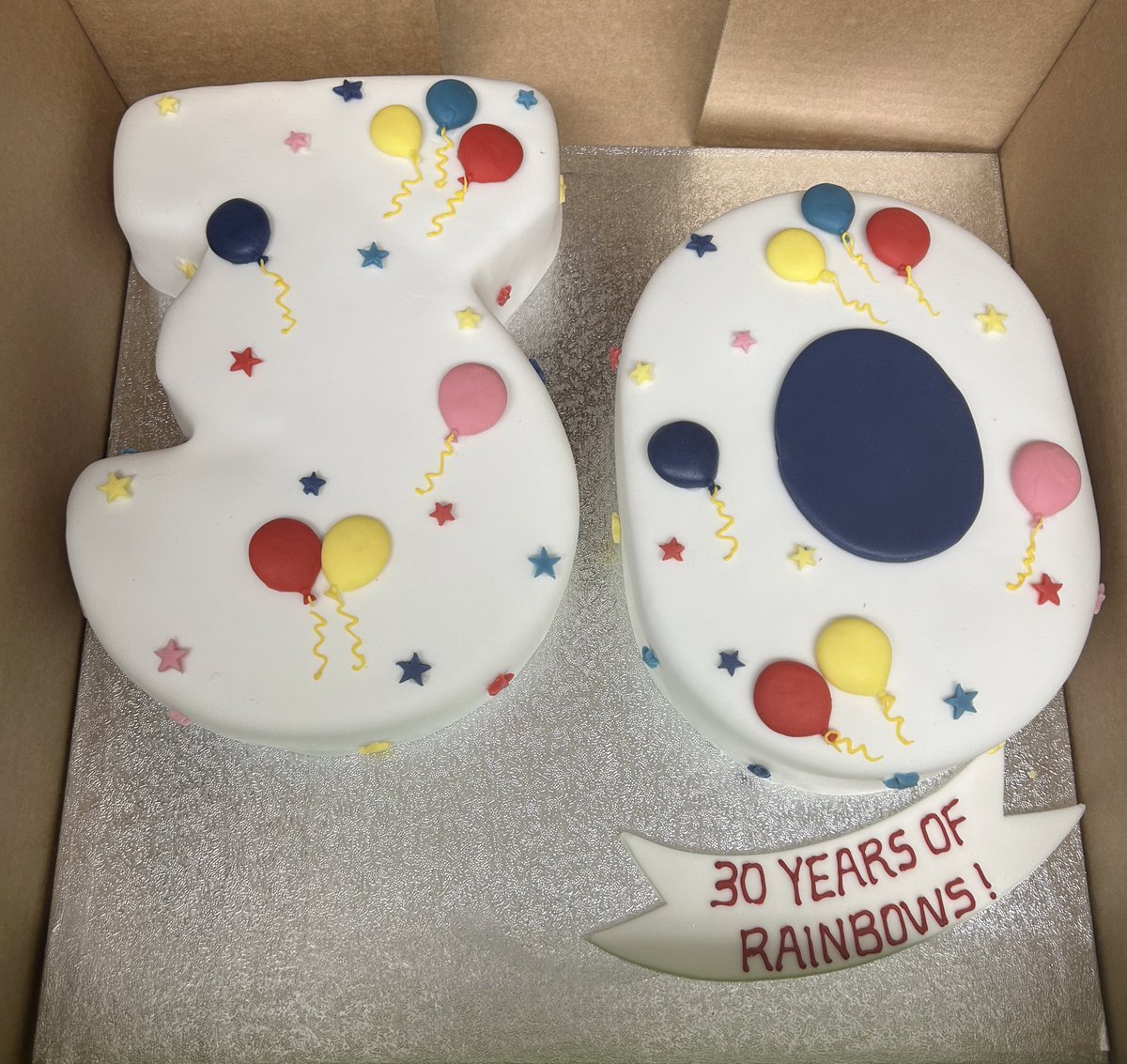GGHambledon's tweet photo. Last week we celebrated Ockford Ridge #Rainbows 30th Birthday!
Past &amp; present leaders &amp; Rainbows came together for a party &amp; to share their happy memories from their time with the unit! 

@girlguiding @Guiding_LaSER 

#30Years #30thBirthday #Girlguiding  #OckfordRidge #Godalming https://t.co/pGpiE5tiI5