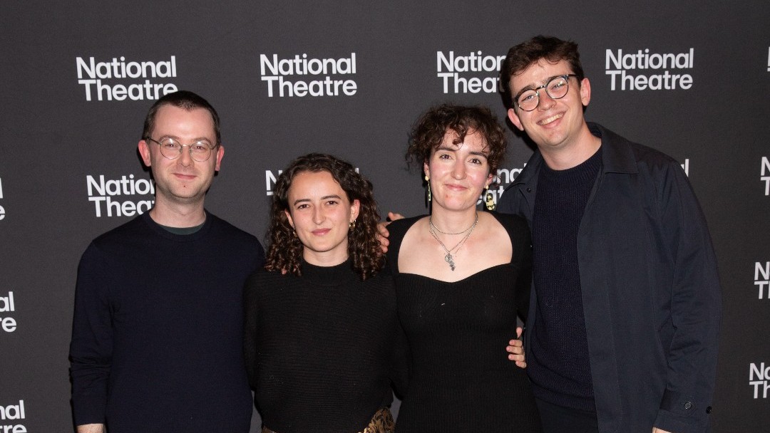 NationalTheatre's tweet photo. ★★★★★ 'Profoundly moving. A drama that captures heart and mind' Guardian
★★★★ 'A beautiful, spellbinding and wrenching tale' Evening Standard

#TheConfessions is playing in the Lyttelton Theatre until 4 November. 

📸 Piers Allardyce https://t.co/nHGS2ZHk70