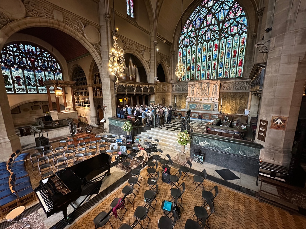 ChoirLCC's tweet photo. #Choir round #HolyTrinity #SloaneSquare #Chelsea #organ for #Durufle #Requiem and #Langlais #MesseSolennelle Concert 7:45pm 25th Oct. French #romantic #music accompanied by #organ and a #drinks #bar. #Livechoral #organ at its best.⁠
⁠
Tickets: https://t.co/I5gmeF9yzx⁠
⁠ https://t.co/x6mjC1dYBV