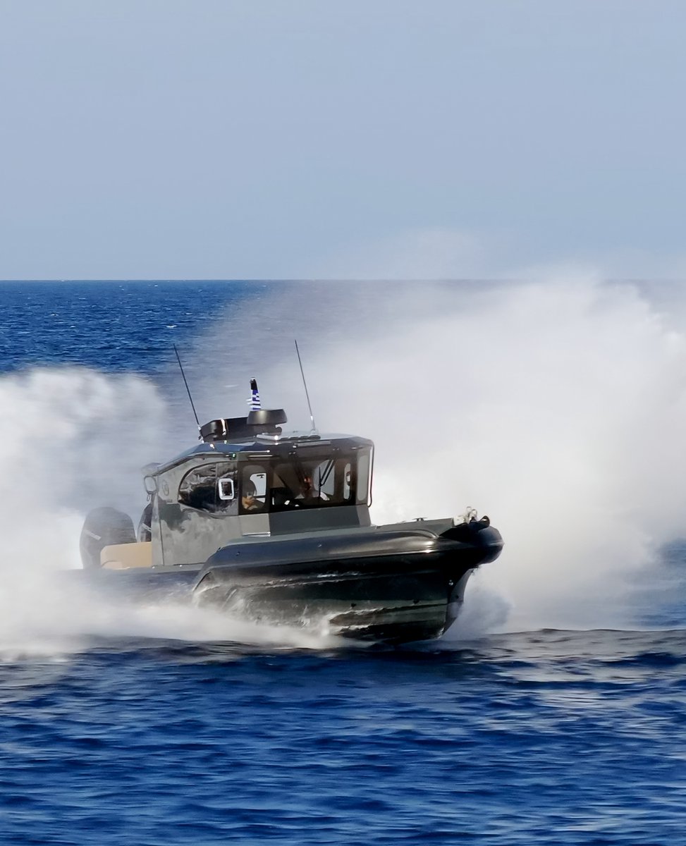 rafnarmaritime's tweet photo. We don't just ride; we glide, with precision and pride.
#rafnar #maritime #boatcraftsmanship #boatbuilding https://t.co/iZvITZ6lRC
