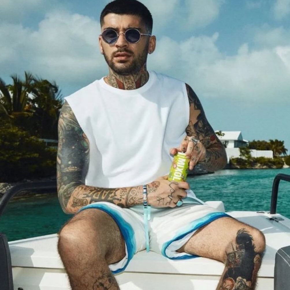 fellow_streamer's tweet photo. New Zayn Pics! #zayn https://t.co/eKtrBdOYpz
