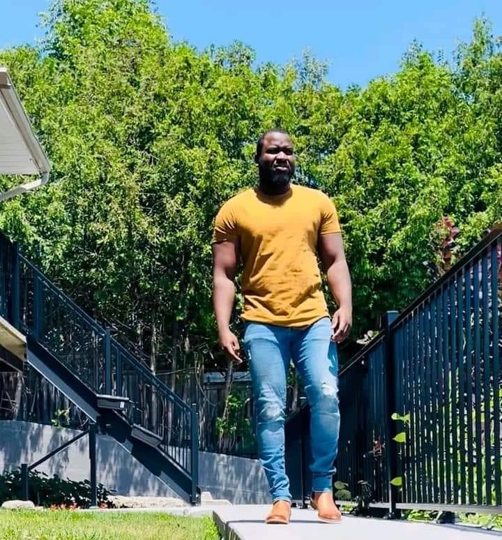 Je m’appelle Hannibal Djim je suis détenus arbitrairement par Macky Sall. #FreeSenegal