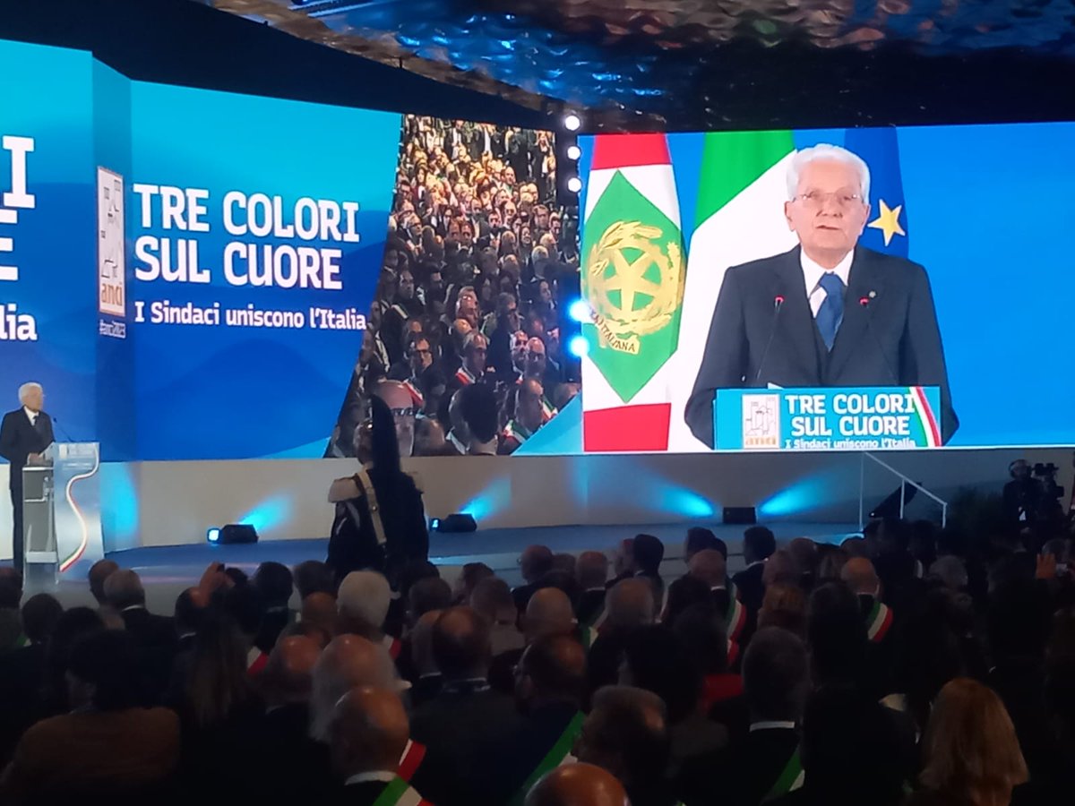 #anci2023 Il Presidente della Repubblica Sergio Mattarella: "I Comuni sono l'Istituzione più prossima ai nostri cittadini, articolazione capillare della Repubblica. E più di ogni altra istituzione hanno la responsabilità di garantire la tenuta sociale del Paese"