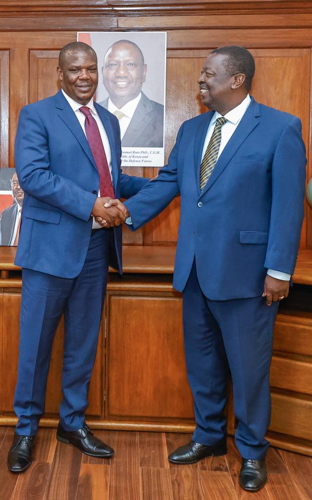 Hon Wanami Wamboka tweet media