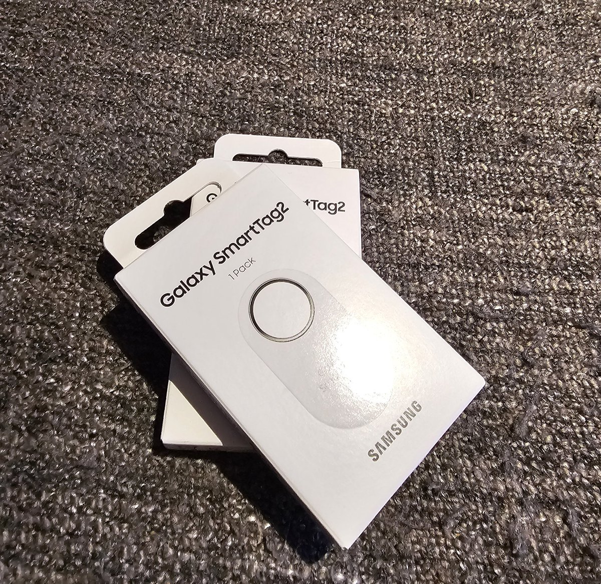 slawekagata's tweet image. Zobaczymy czy jest to czegoś warte. A recenzja niedługo w @shufflecastPL . #GalaxySmartTag2