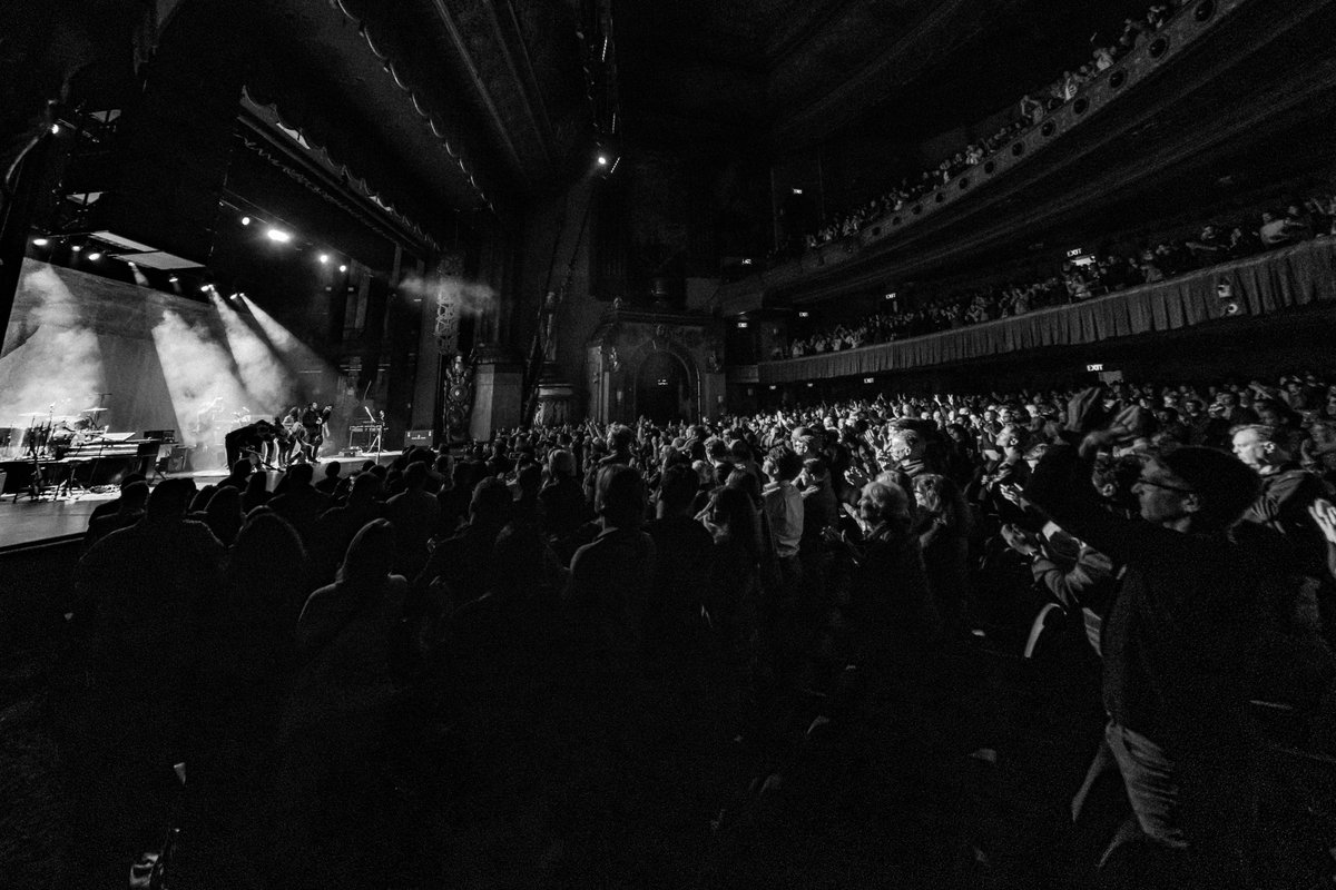 BeaconTheatre tweet picture