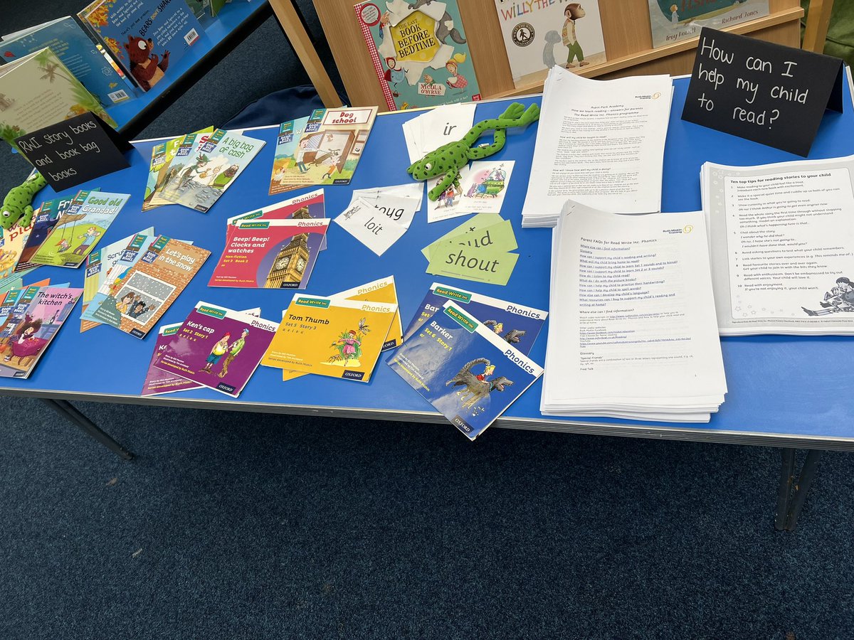 Parents evening night no.1 ✔️ Thank you to all parents who attended and came to see us in the EYFS/KS1 library for a coffee and tea, to buy tickets for our PTA firework show and look at some wonderful resources! #parentsevening #knaresboroughschools #edutwitter