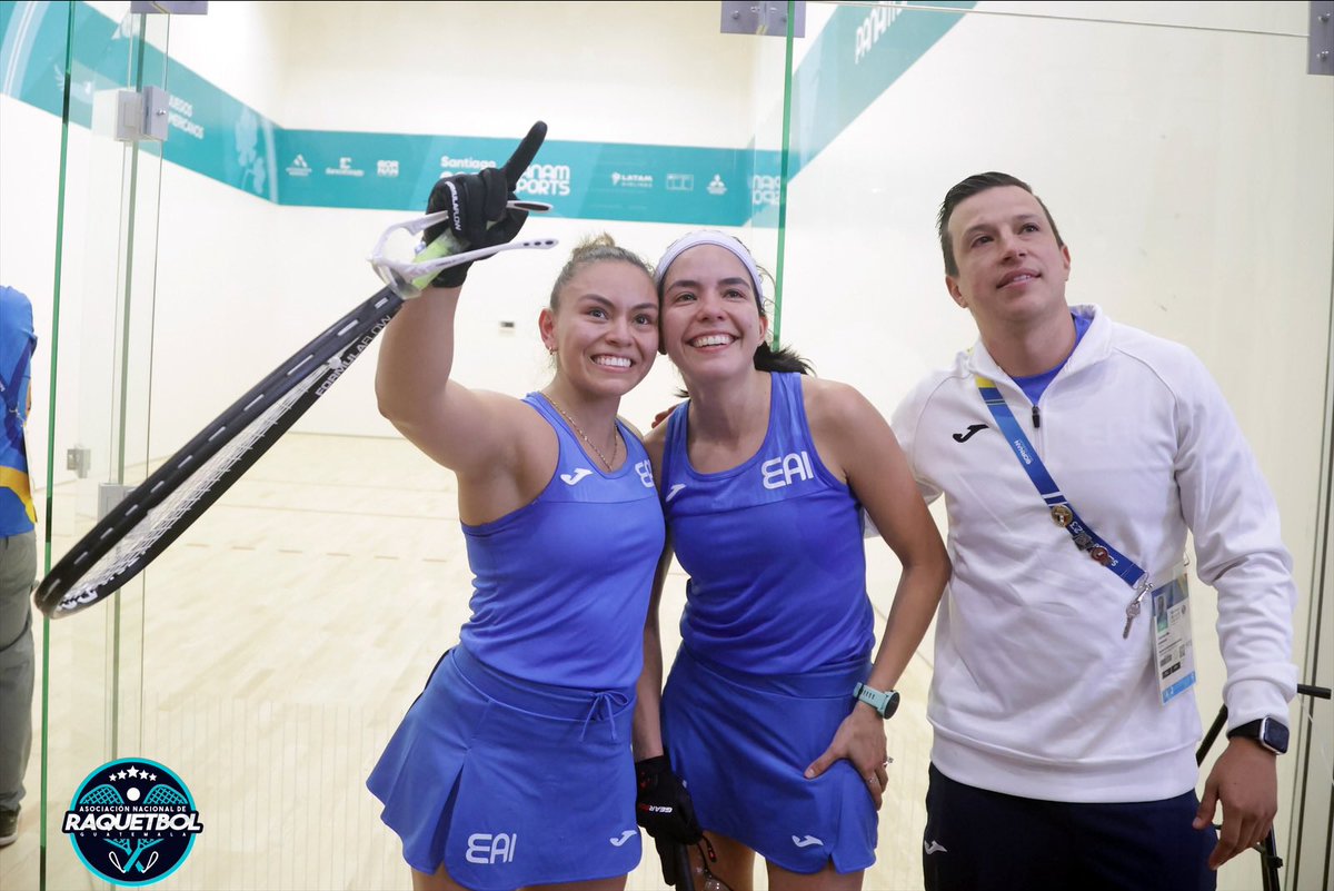asoraquetguate's tweet photo. ¡EL ORO EN IMÁGENES 🤩!

Ana Gabriela Martínez y María Renée Rodríguez han entrado en libro de la historia de los atletas nacidos en Guatemala como las ganadoras de la primera medalla de oro 🥇 en unos Juegos Panamericanos.

📸: Felipe Quintana / Photosport Chile 🇨🇱 https://t.co/5NW4BgGjKv