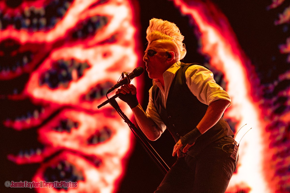 concertaddicts's tweet photo. Recap + photos of @Tool performing at @RogersArena in #Vancouver by @cryptic_photos https://t.co/bCcNfBdb8T #toolband #tool #toolmusic #maynardjameskeenan https://t.co/GEgTImQzOr