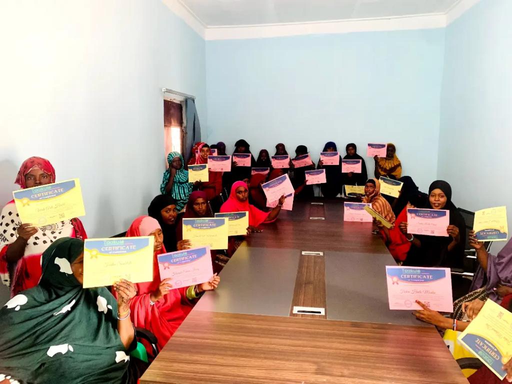 TAAKULONGO's tweet photo. Garowe: 24 October 2023: Skill trainees graduated from Garowe safe space getting their certificated.
@UNFPA @UNFPA_SOMALIA @UNSomalia @GizTvet @CefaKenSom @unicefsomalia @WHOSom @UNSOS_ @UNinSomalia
#organisation #GBV #Taakulo #ngo https://t.co/BNnq2H73Qm