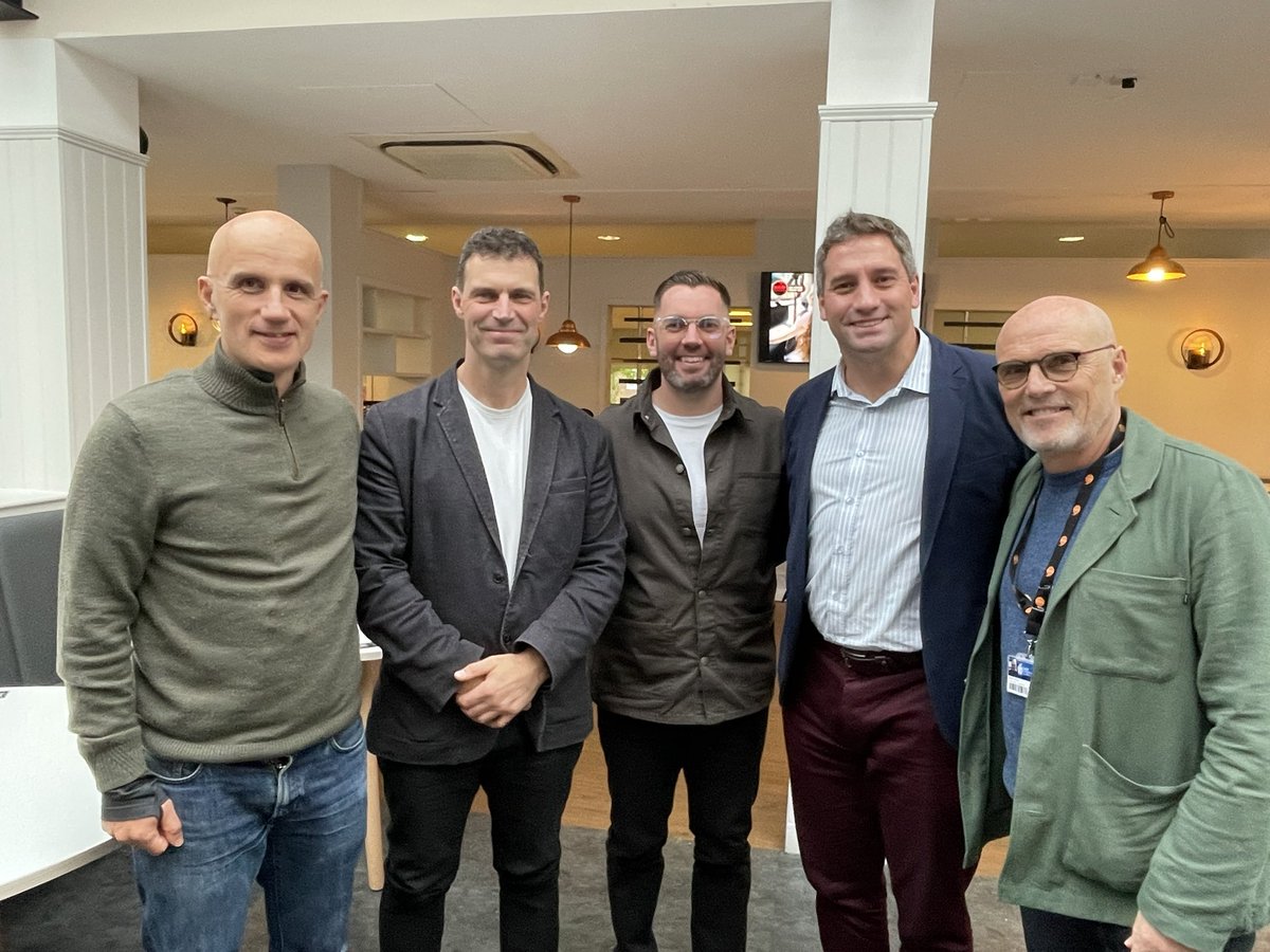 Mike Castle tweet media