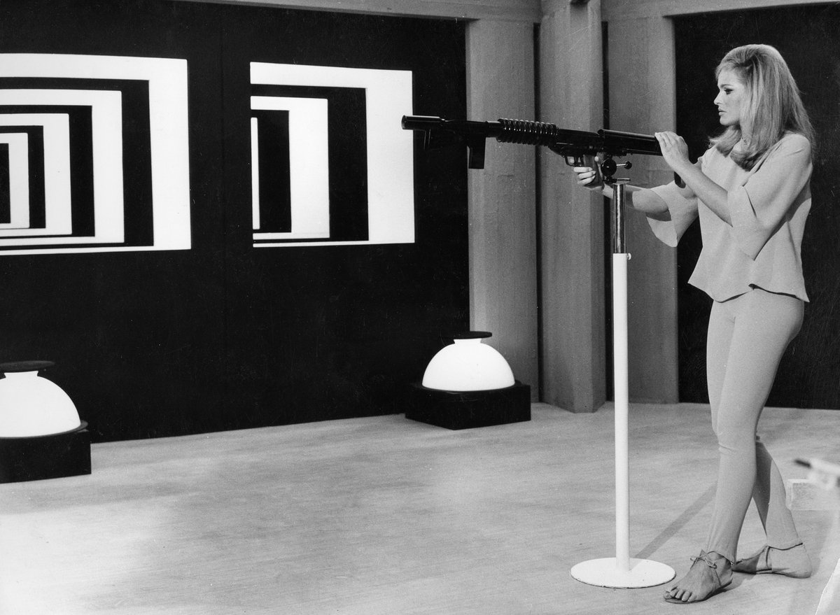 The_Ent_Factor's tweet photo. LA DECIMA VITTIMA / THE TENTH VICTIM (1965) soundtrack composed by Piero Piccioni has been released by Camille 3000
https://t.co/hHnRLyfe5L
#music #soundtrack #soundtracks #originalscore #filmscore #newmusic #ladecimavittima #pieropiccioni #thetenthvictim https://t.co/tyB8wHlbXq