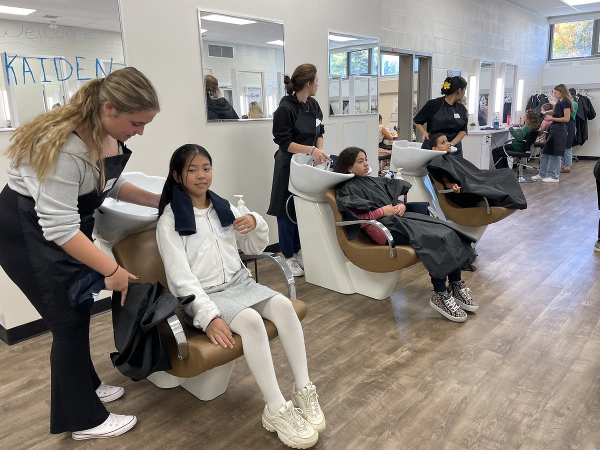 We love our partnership with <a href="/CCIwolves/">Cobourg Collegiate I</a>!  So lucky to have a class of students go and experience their programs today! <a href="/kprschools/">KPRDSB</a>