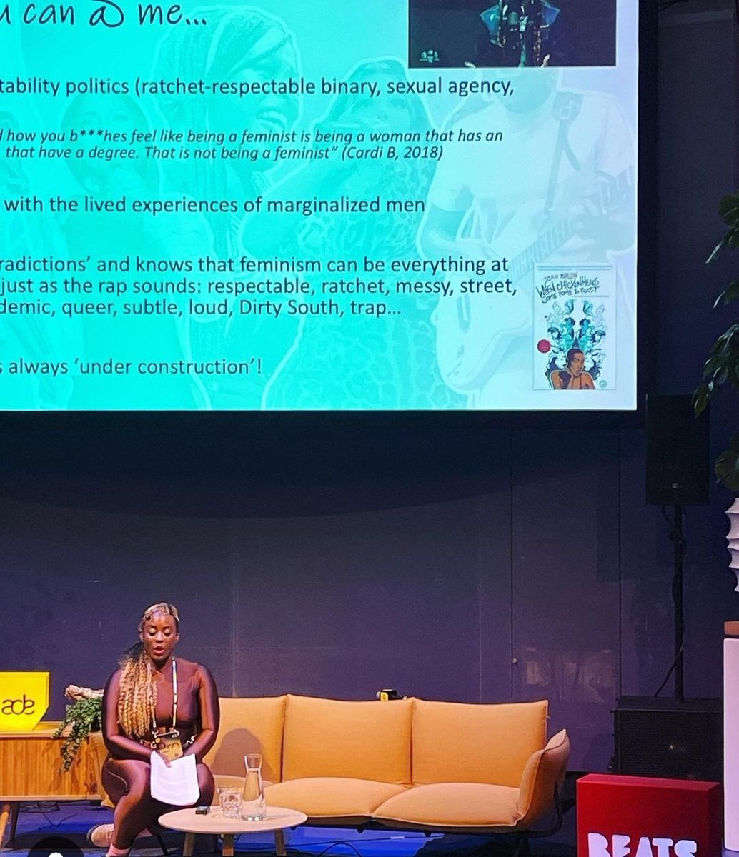 KIM_BYKIM's tweet photo. ADE was er'rythaaaanngggg!!!
Right after Grandmaster Flash's amazing talk, I gave a lecture on Hip Hop feminism. Both talks were part of ADE Beats' Hip Hop 50 celebration. 

#adebeats #ade #amsterdamdanceevent #lecture #hiphopfeminism #hiphop50 #grandmasterflash #felixmeritis https://t.co/UGPaLCaum4