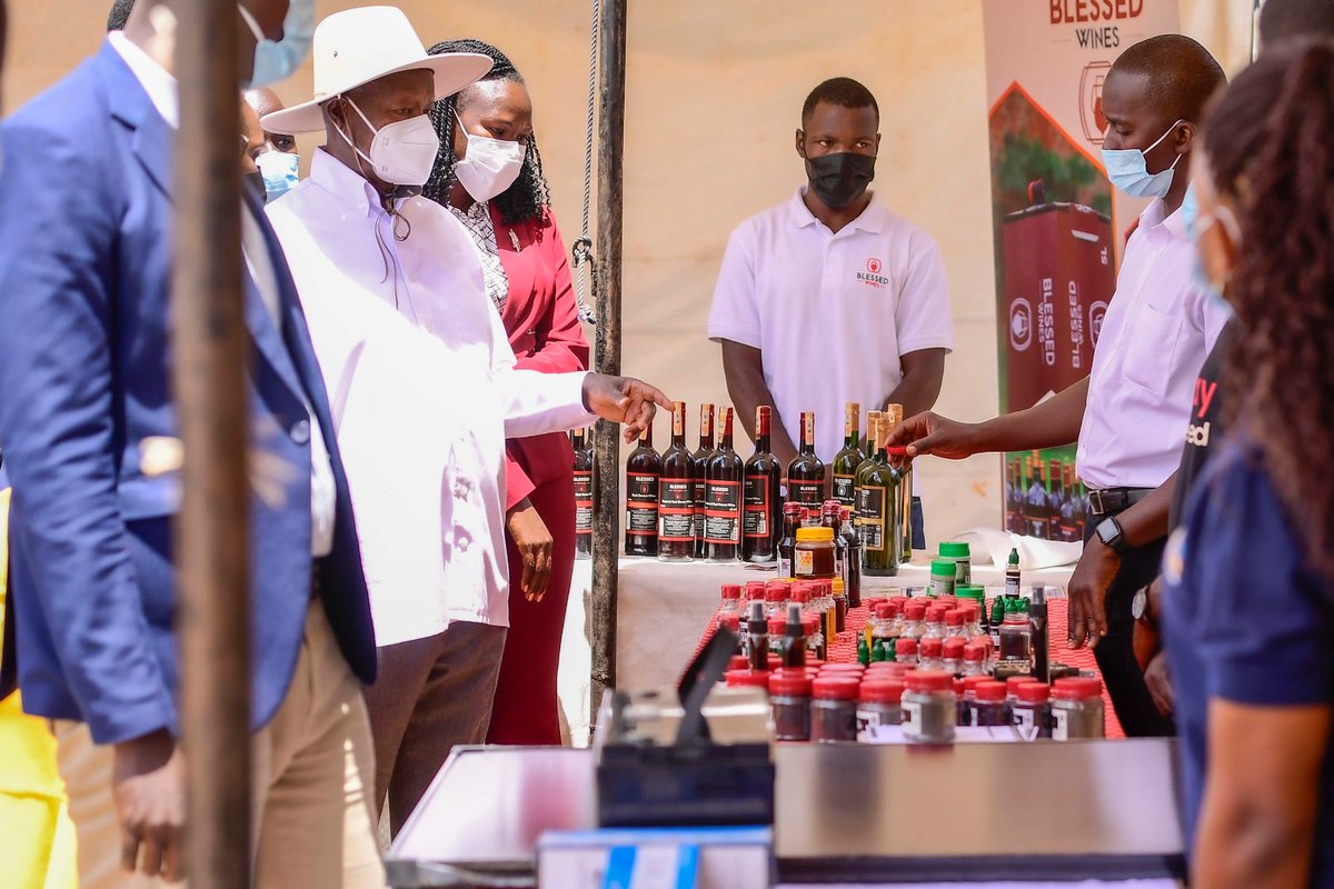 NRMOnline's tweet photo. President @KagutaMuseveni has revealed that he is going to fund youth-led innovations in Uganda.

“I will have a meeting with your leaders so that we can discuss the funding for your innovations." he noted. https://t.co/vJ8OLu3AXF