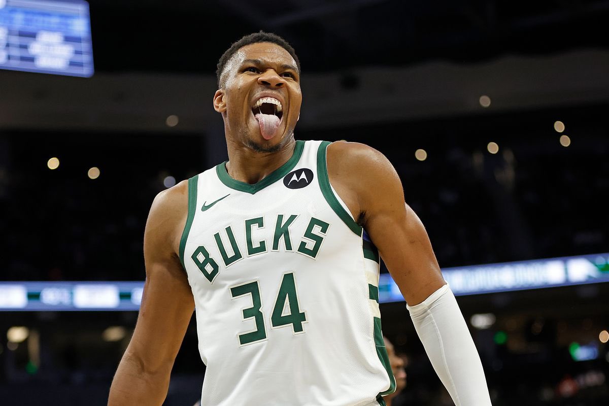 Giannis Antetokounmpo says he didn’t know what type of contract he signed 

"It was the first time in my NBA career I didn't know the number of my contract. I just signed it because I wanted to be here."

(Via <a href="/ScottGrodsky/">Scott Grodsky</a> )