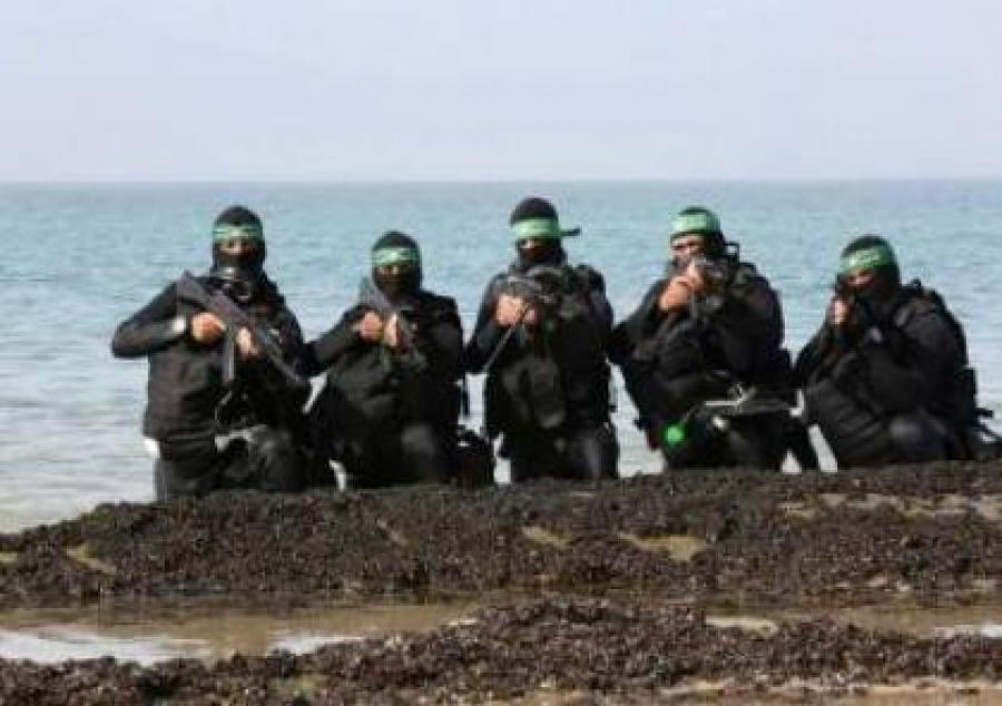 #SonDakika - #Gazze
Filistinli medya kurumlarının haberine göre, 18 El-Kassam Tugayı Mücahidi Zakim askeri üssüne sızma operasyonu düzenleyerek, üsde bulunan tüm asker ve subayları etkisiz hale getirdikten sonra güvenli bir şekilde deniz yoluyla Gazze’ye dönmeyi başardı. İşgalci