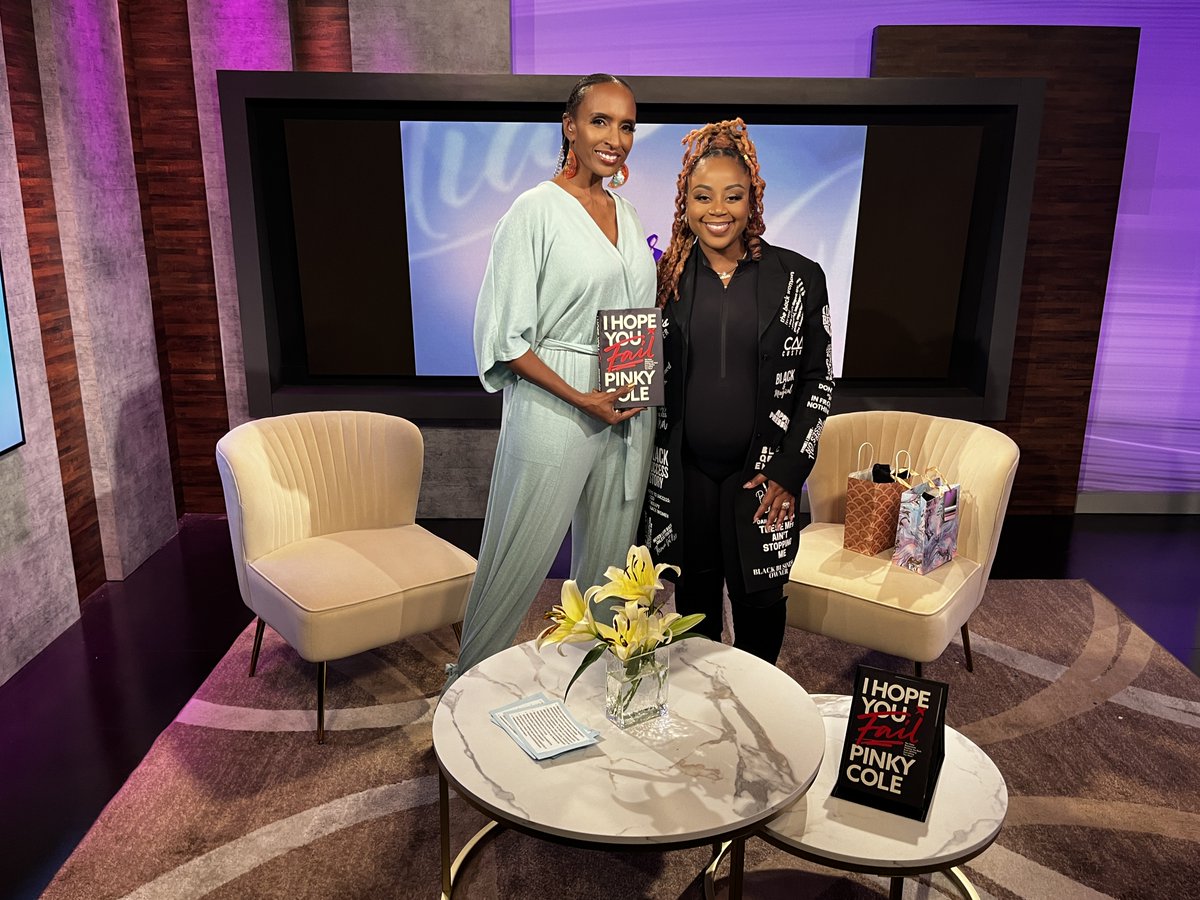 FOX5Atlanta's tweet photo. TOMORROW at 1 on an all-new @PortiaTVShow, @PortiaFOX5 welcomes @SluttyVeganATL CEO & founder @pinky907! They discuss her book #IHopeYouFail, and Pinky gets raw about her struggles to grow her multi-million-dollar brand after financial hardships & childhood trauma.
#PortiaTVShow https://t.co/3k4h4U6WK8