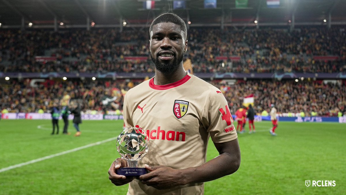Racing Club de Lens on X: ๐๐ #FierDEtreLensois #RCLFCM / X