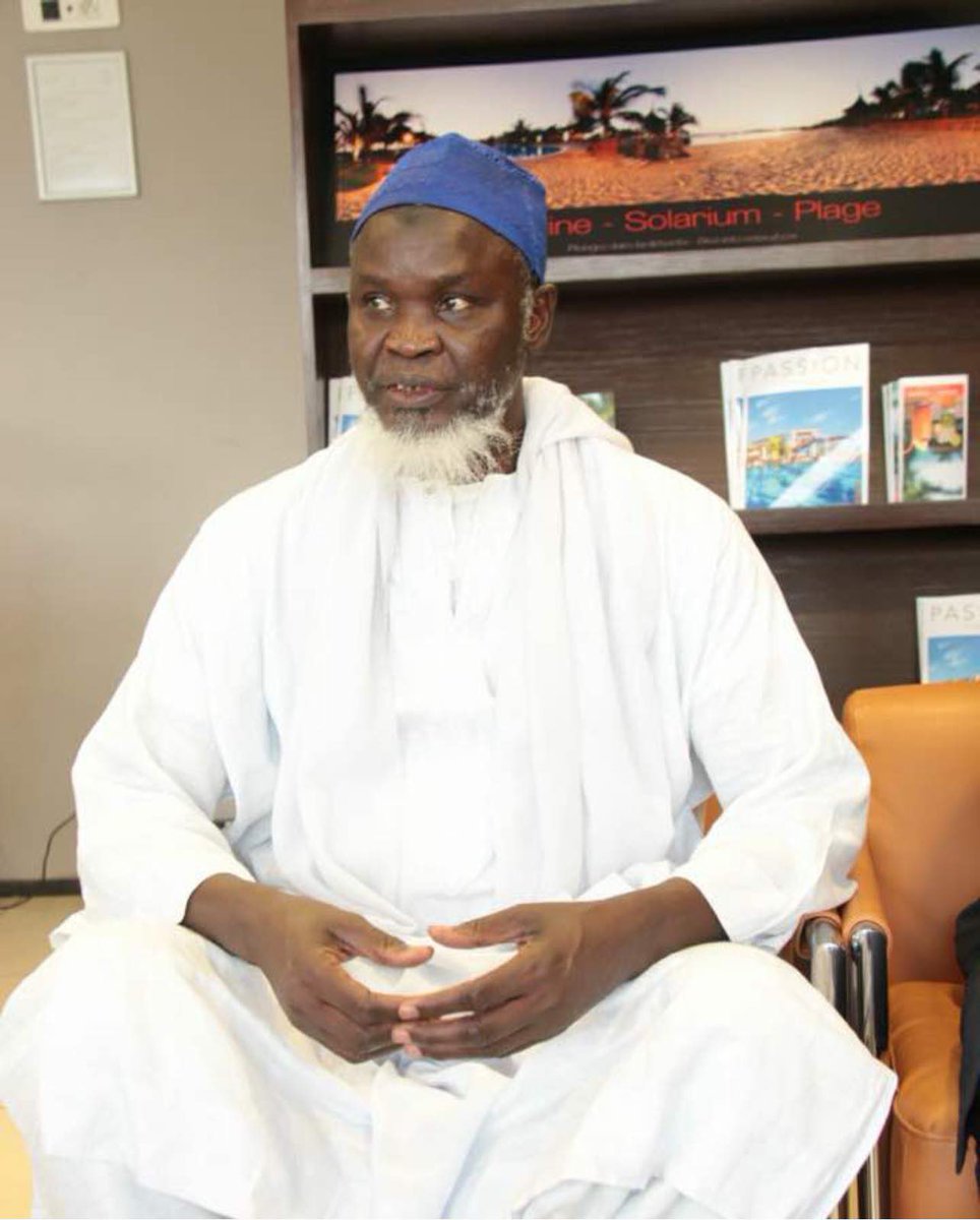Il a combattu avec dignité durant toute sa vie, Imam Alioune Badara Ndao est persécuté jusqu’en en prison. Yala na yala yokou leraam. Sa way dou fay mouk.🙏🏿🙌🏿